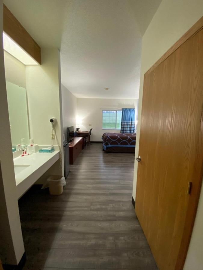 Super 8 By Wyndham Ida Grove Hotel Екстериор снимка