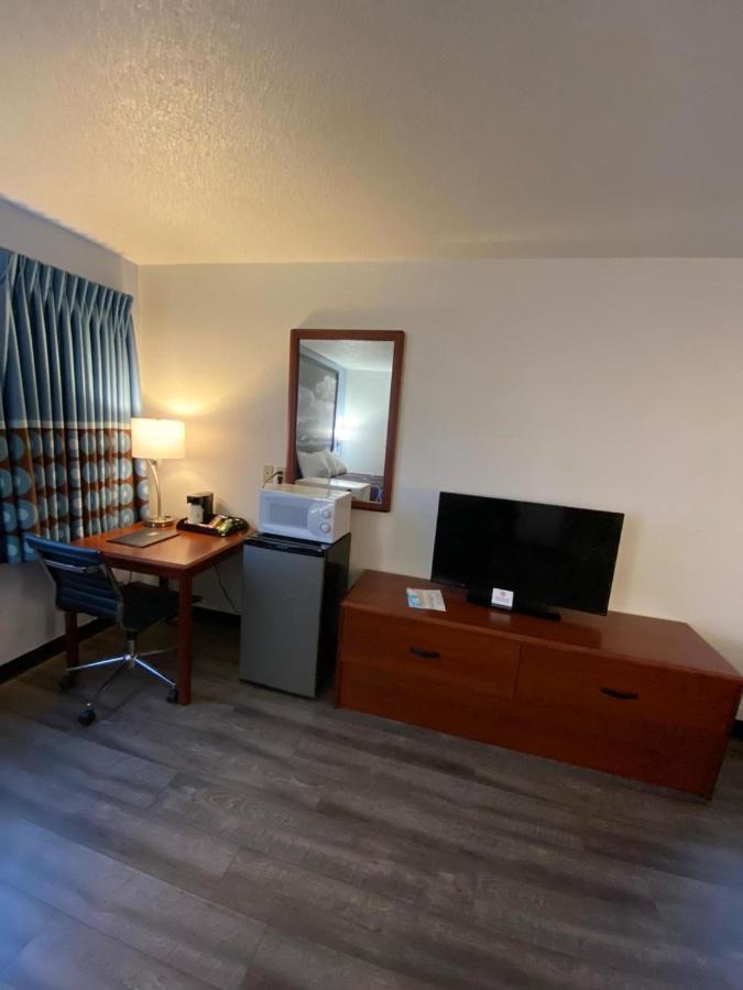 Super 8 By Wyndham Ida Grove Hotel Екстериор снимка