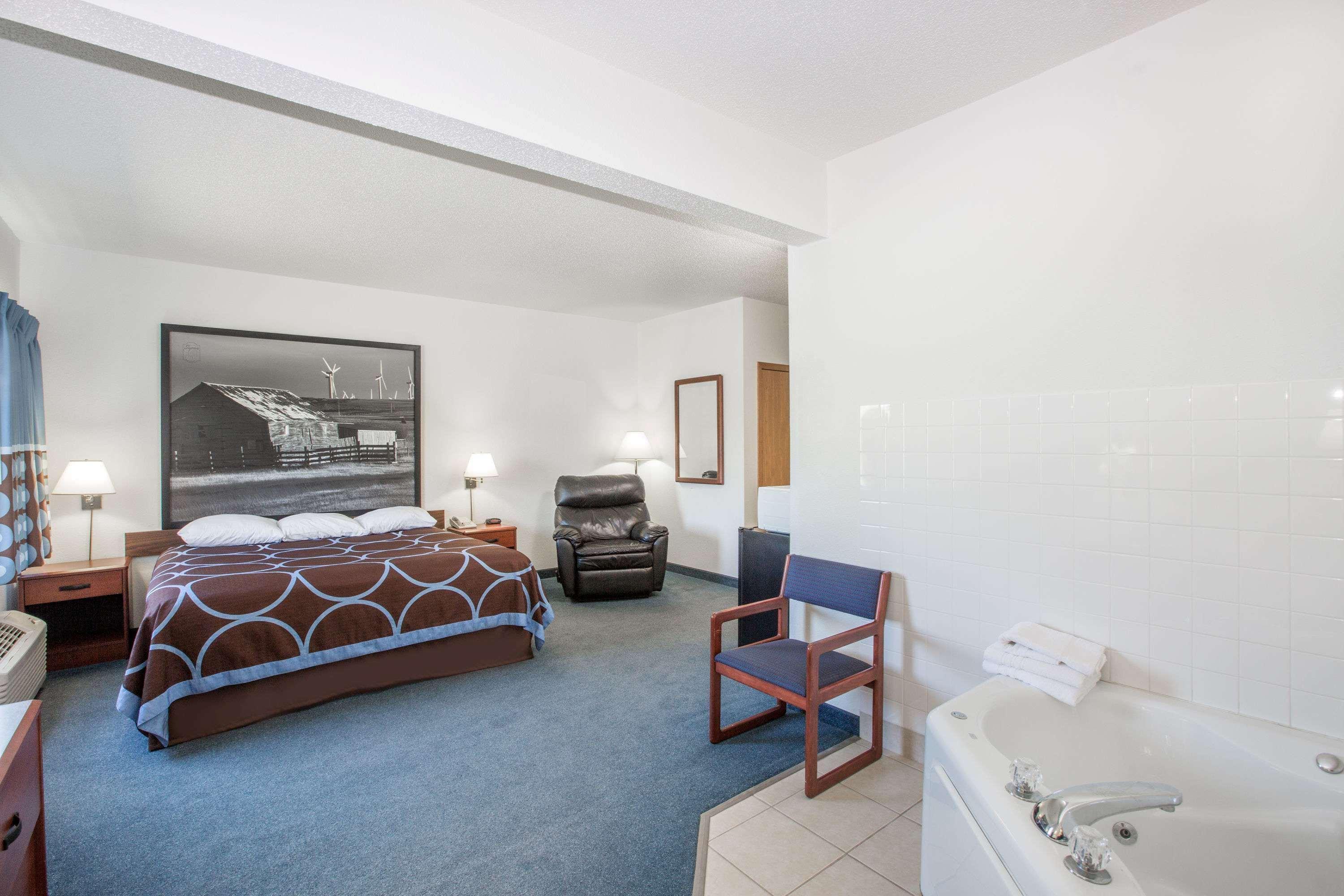 Super 8 By Wyndham Ida Grove Hotel Екстериор снимка