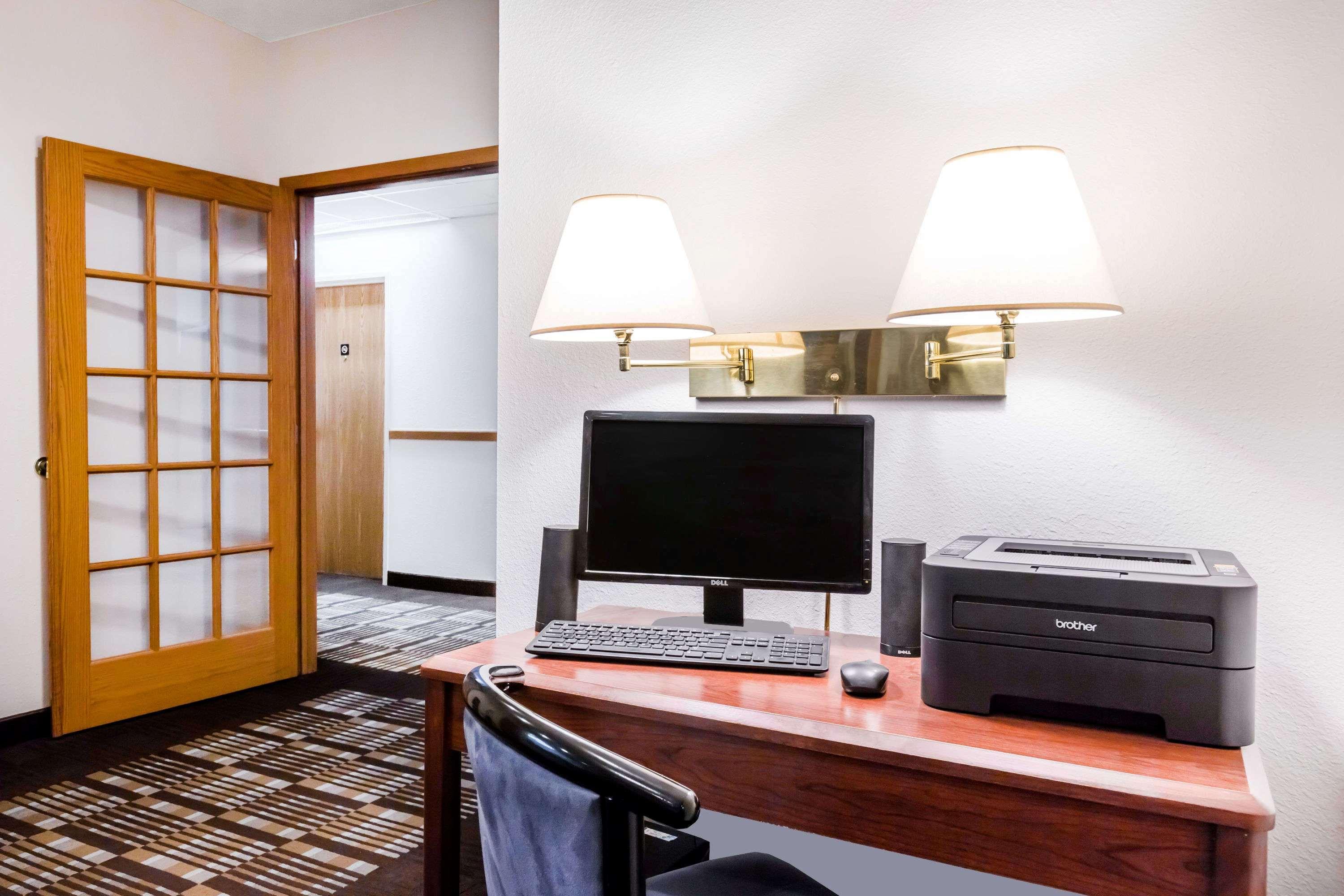 Super 8 By Wyndham Ida Grove Hotel Екстериор снимка